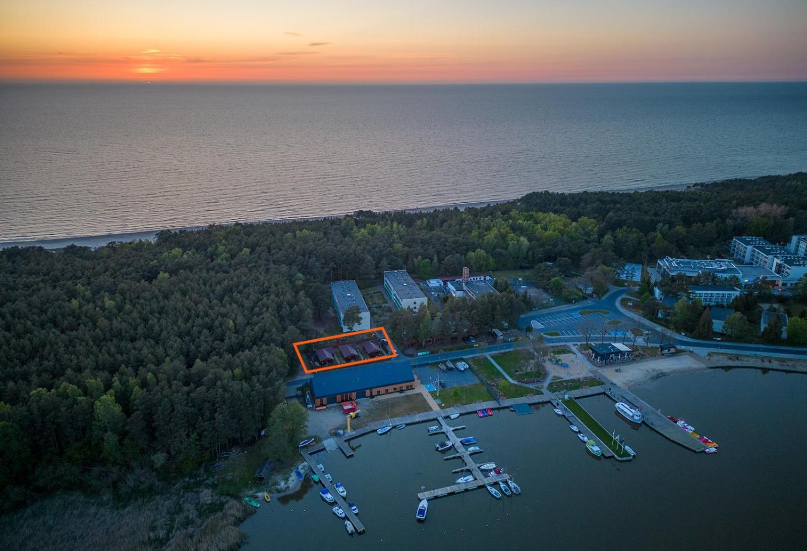 Villa Domki Hawana à Dąbki Extérieur photo